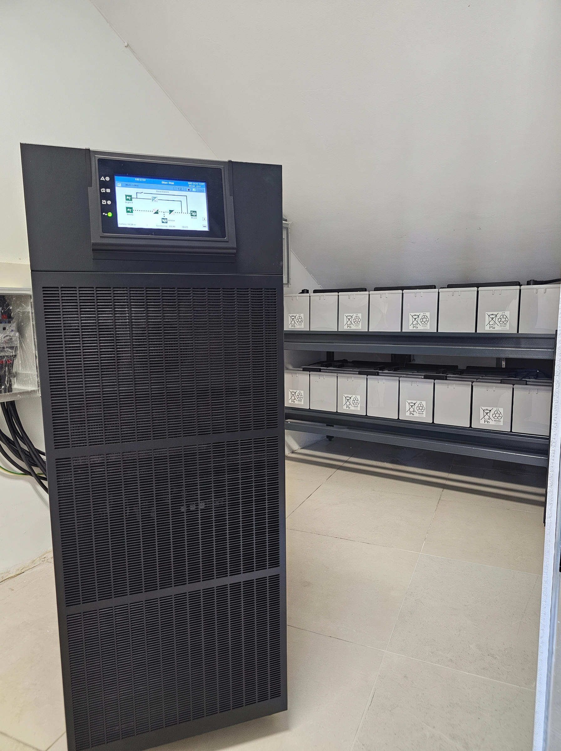 Call centre, central UPS | 100 kVA